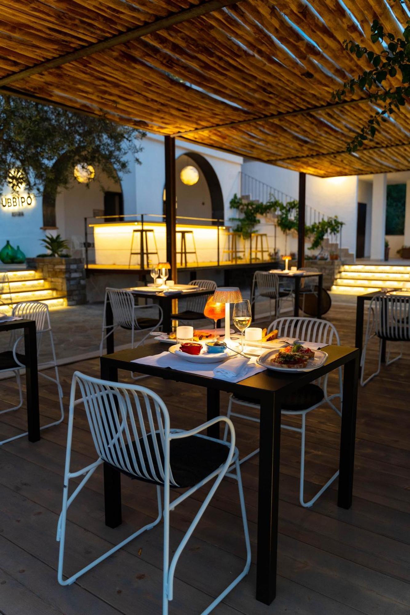 Baia Di Trentova Couette-café